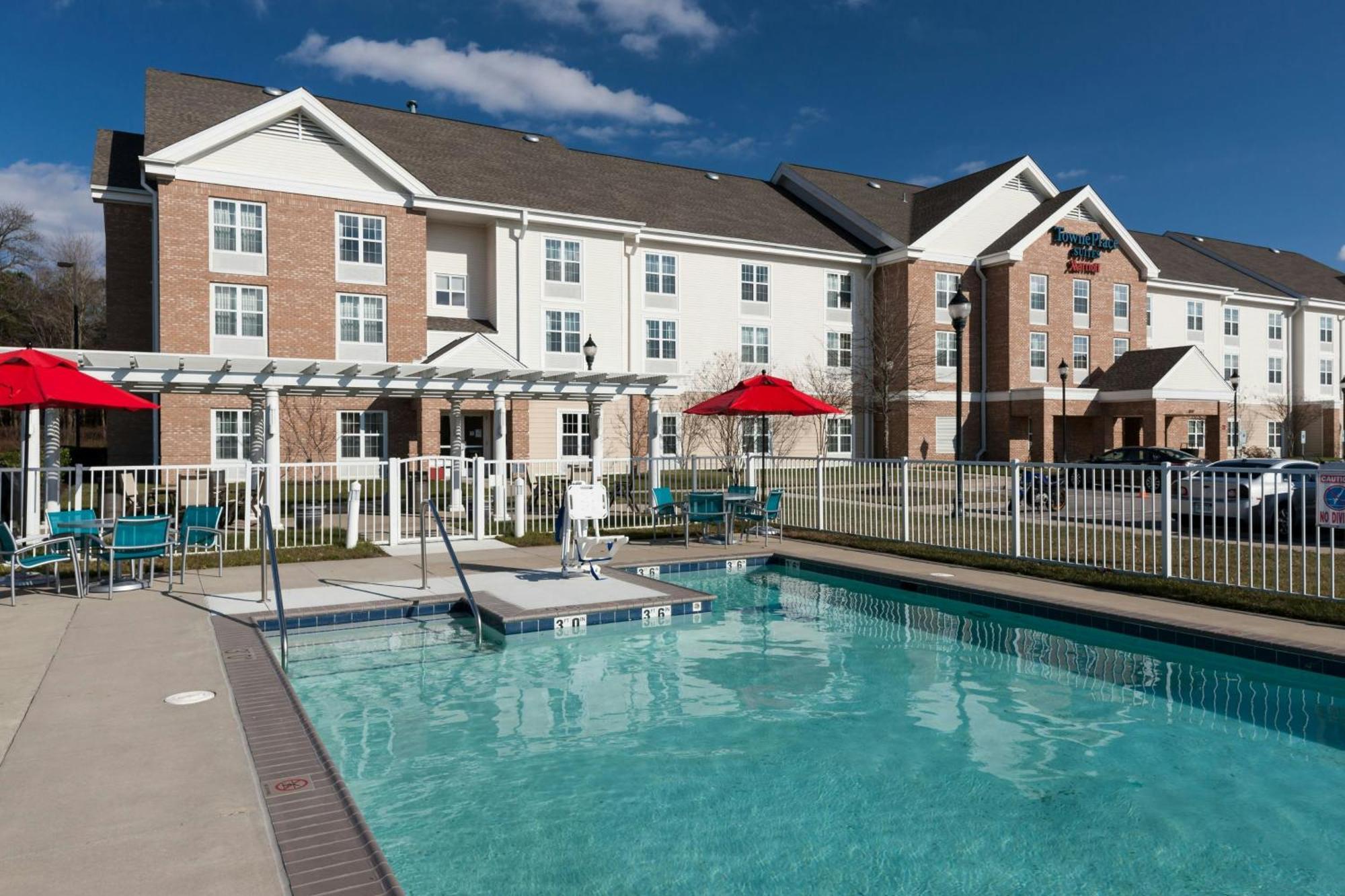 Towneplace Suites Suffolk Chesapeake Extérieur photo